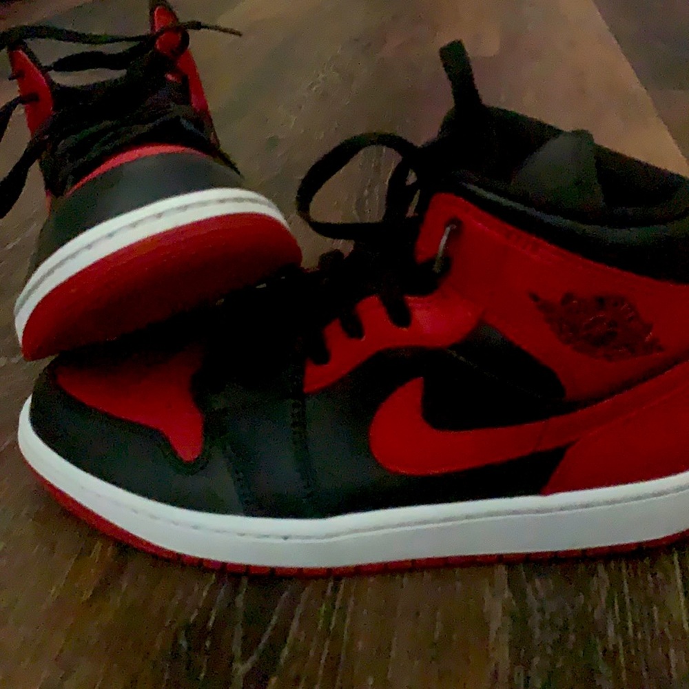 Air Jordan 1 “banned”,never worn